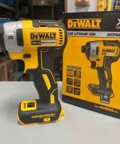 מברגת אימפקט 18/20V (גוף בלבד) DeWalt DCF887