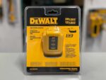 מתאם ממיר סוללות DeWalt דיוולט ל USB דגם DCB090 מתאים לכלל הסוללות של דיוולט יעודי עבור מי שיש לו בבית סוללות ויוצא איתם לשטח מחיר