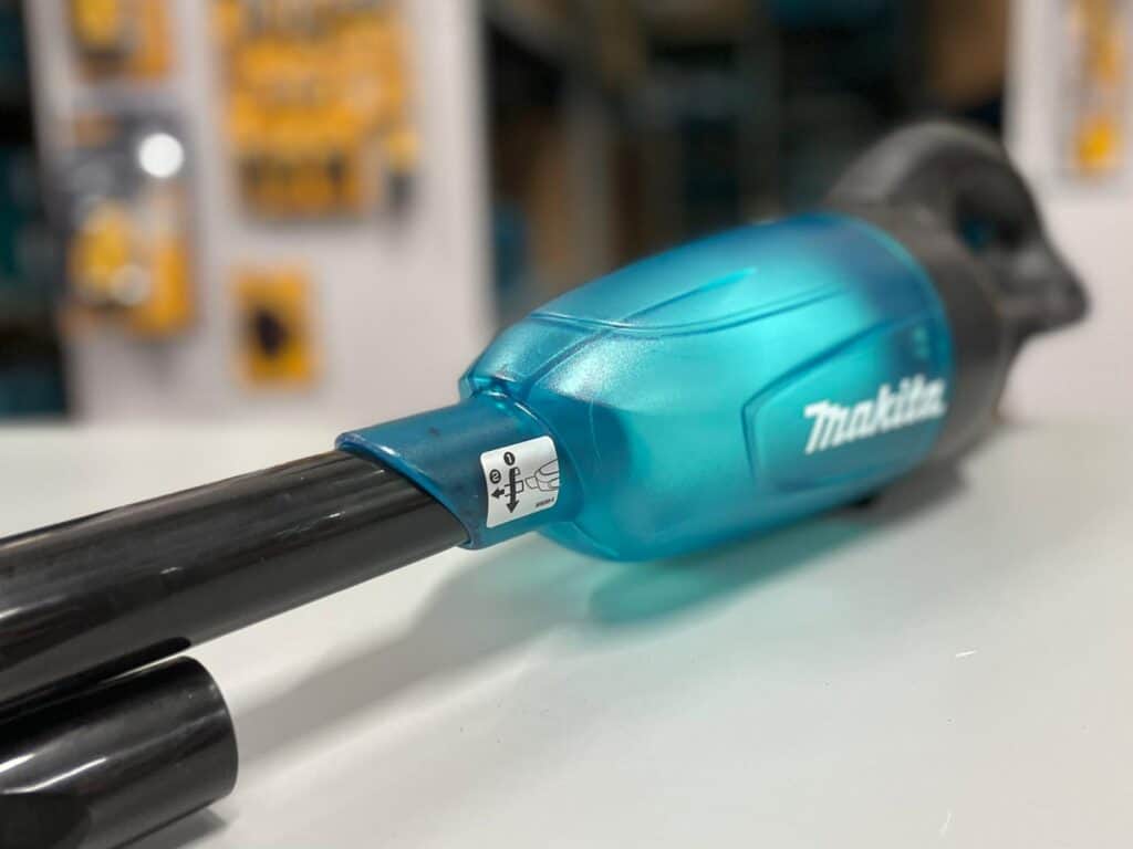 שואב אבק נטען 18V Makita דגם XLC02 / DCL180 סדרה שחורה