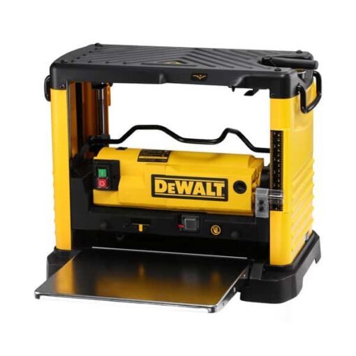 חרמש נטען BL 36V מבית Makita עובד על שני סוללות 18V XRU15